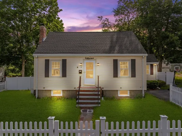 31 Webster St, Randolph, MA 02368