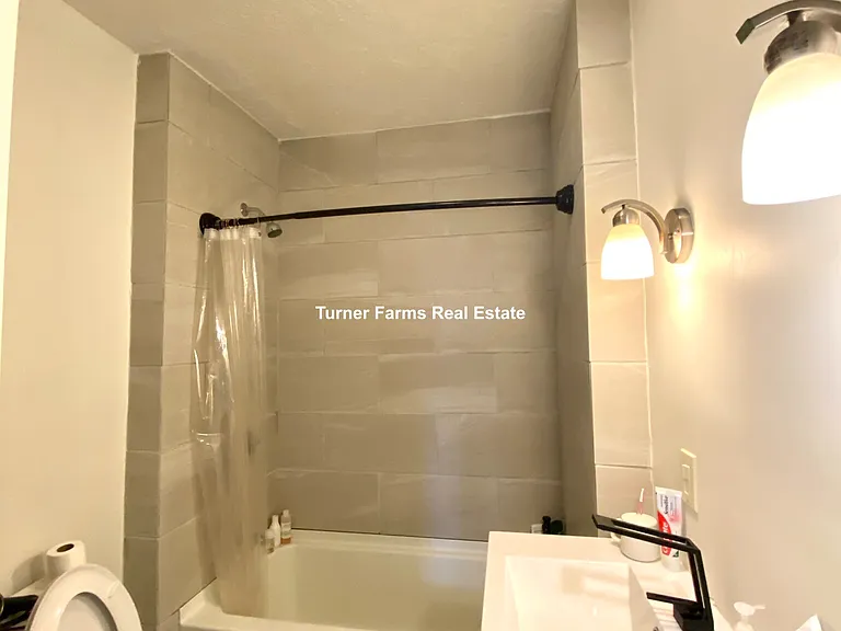 9 Arlington St #3A — Photo 29