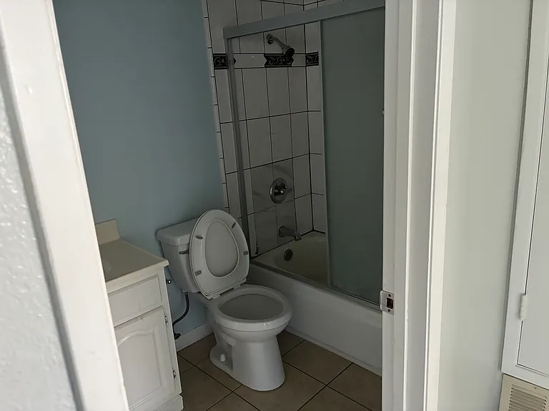 868 Canfield Ctsan #3 — Photo 7
