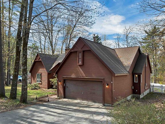 4th image of 35 Robin Acres Drive