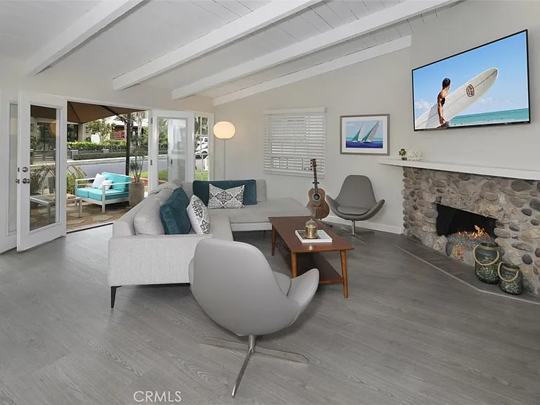 321 Iris Ave — Photo 6