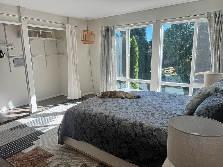 1614 NW Midlake Ln — Photo 21