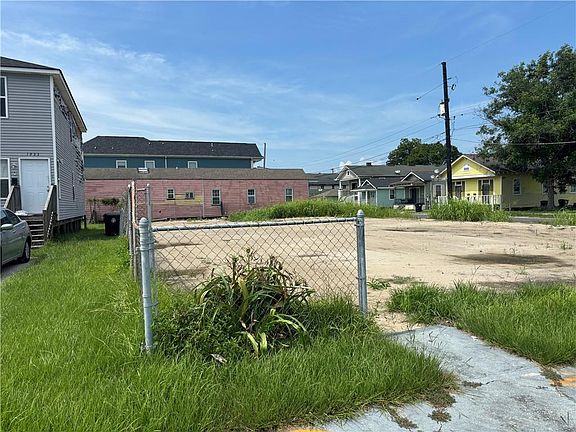 4th image of 1935 N Johnson St
