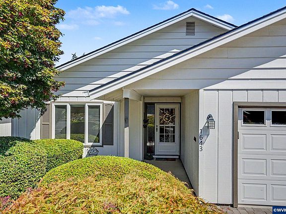 3rd image of 1643 Sunrise Cir NW