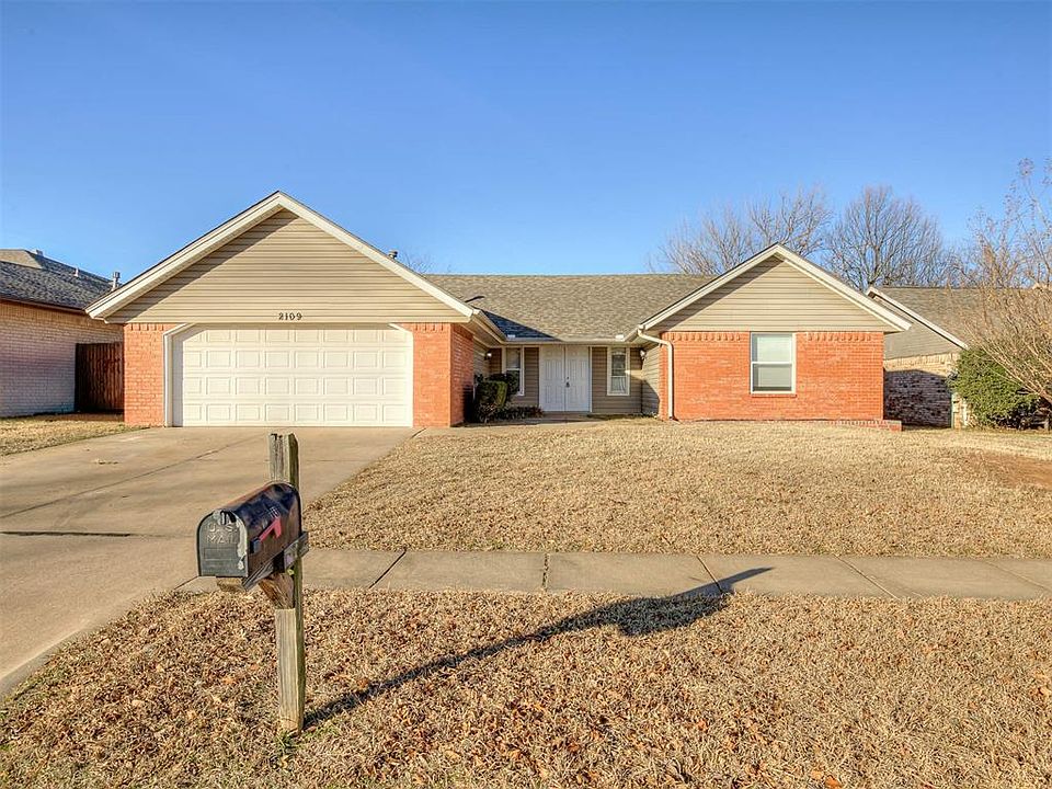 1st image of 2109 Tanglewood Dr