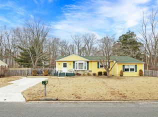 110 Spray Ave, Egg Harbor Township, NJ 08234