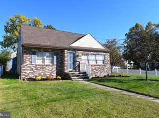 102 Simpson Ave, Runnemede, NJ 08078