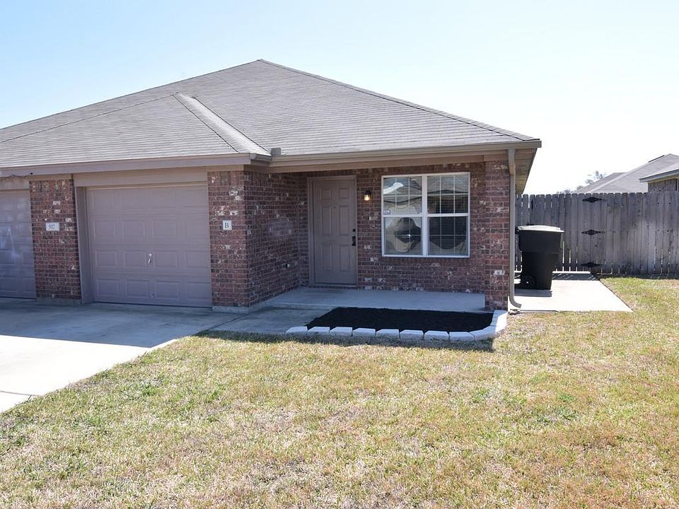 1st image of 517 Karey Dr #B