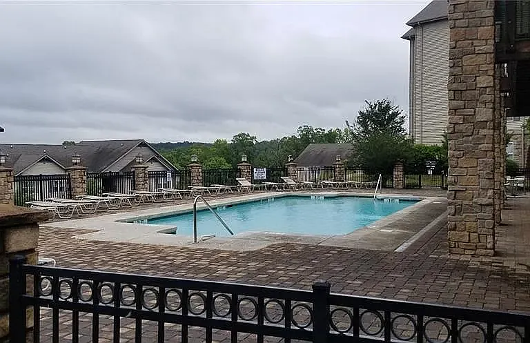 1123 Harts Ridge Dr — Photo 21