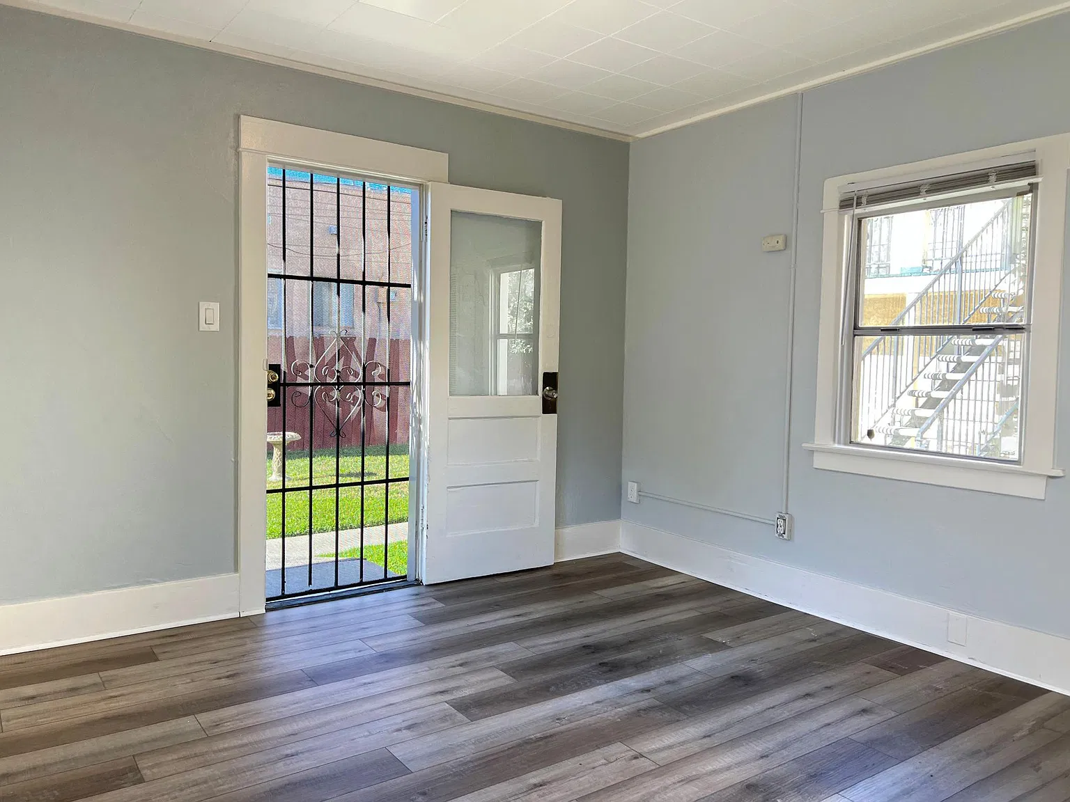 Studio, 264 sqft, $1,495 — Photo 3