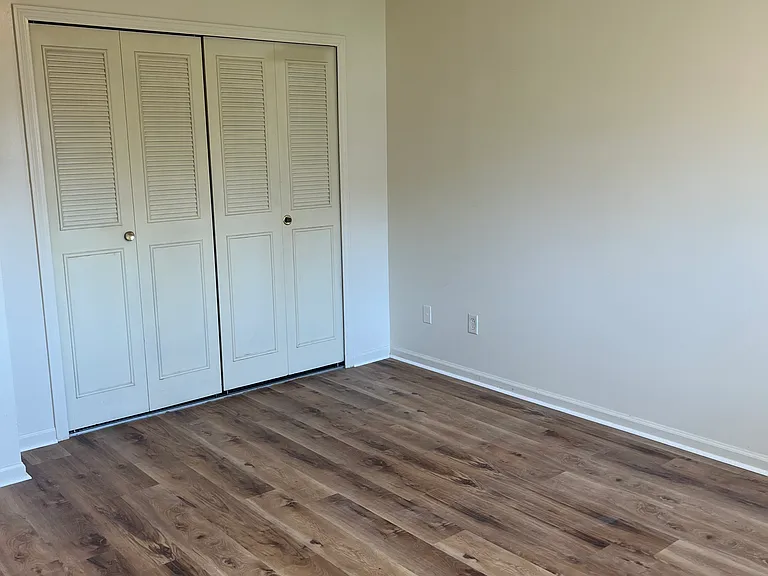 Presidents Village Apartments — Photo 22