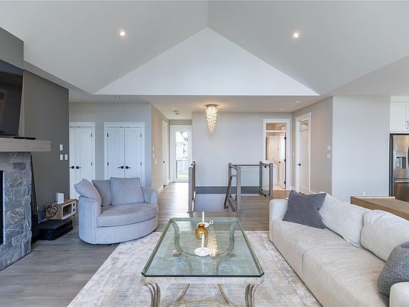 5th image of 4306 Eva Rd