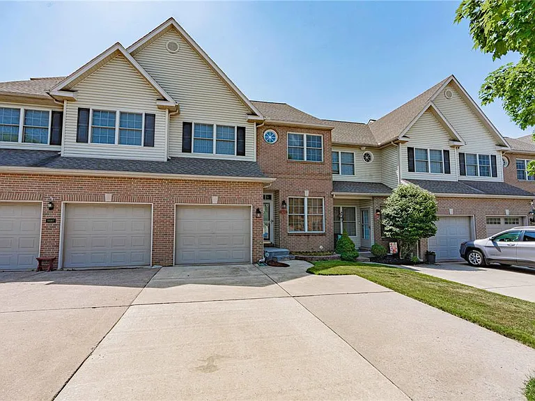 6608 Mine Dr — Photo 2