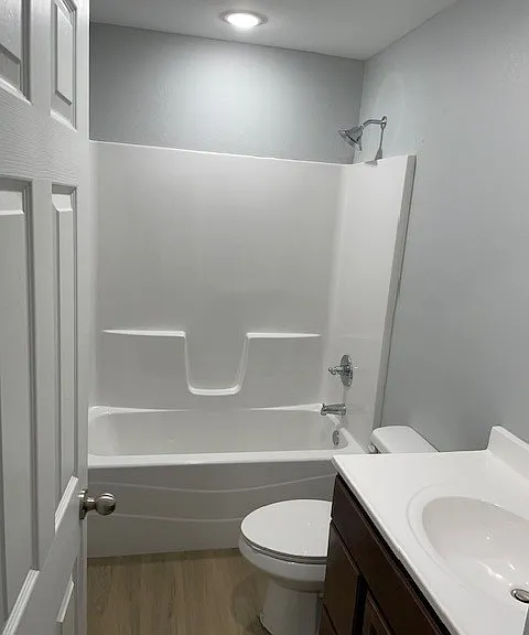 311 N 9th St #D — Photo 8
