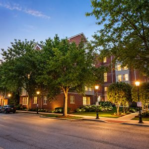27 E Hattendorf Ave Unit 311, Roselle, IL, 60172