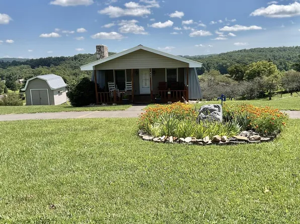437 Alpine Crest Rd, Fancy Gap, VA 24328
