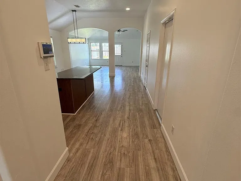 12650 Redbud Villa Ln — Photo 4