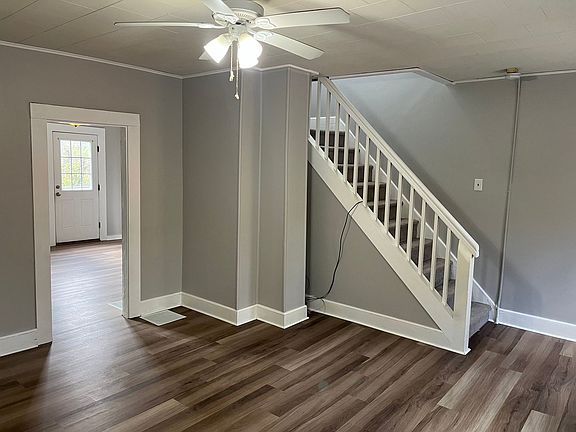 2nd image of 4 Mayo Ct APT A