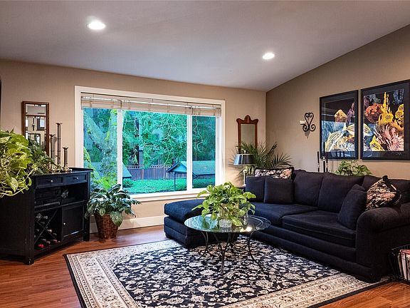 5th image of 21305 48th Avenue W #B202