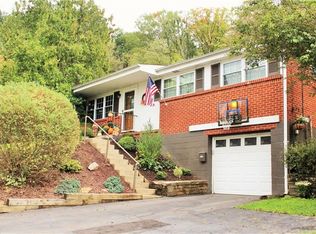 66 Sierra Dr, Pittsburgh, PA 15239