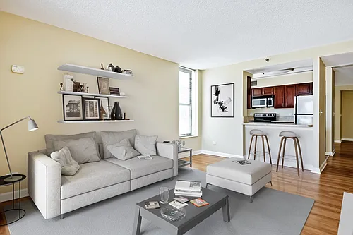 Evanston Place Photo 1