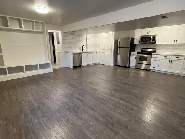 415 S Valley View Dr, Pleasant Grove, UT 84062