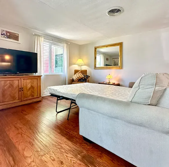 10548 Lake Dr — Photo 10