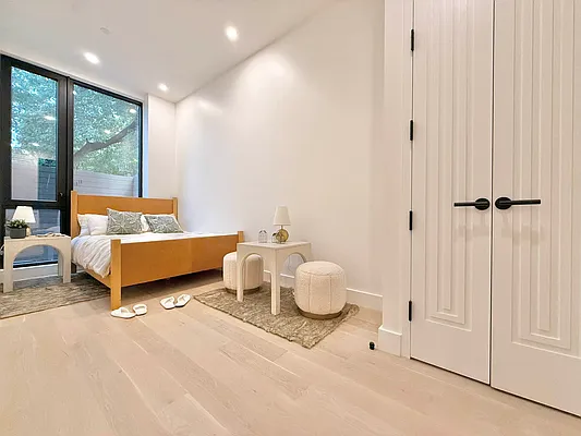 Rented by Doorway NYC, LLC | media 4