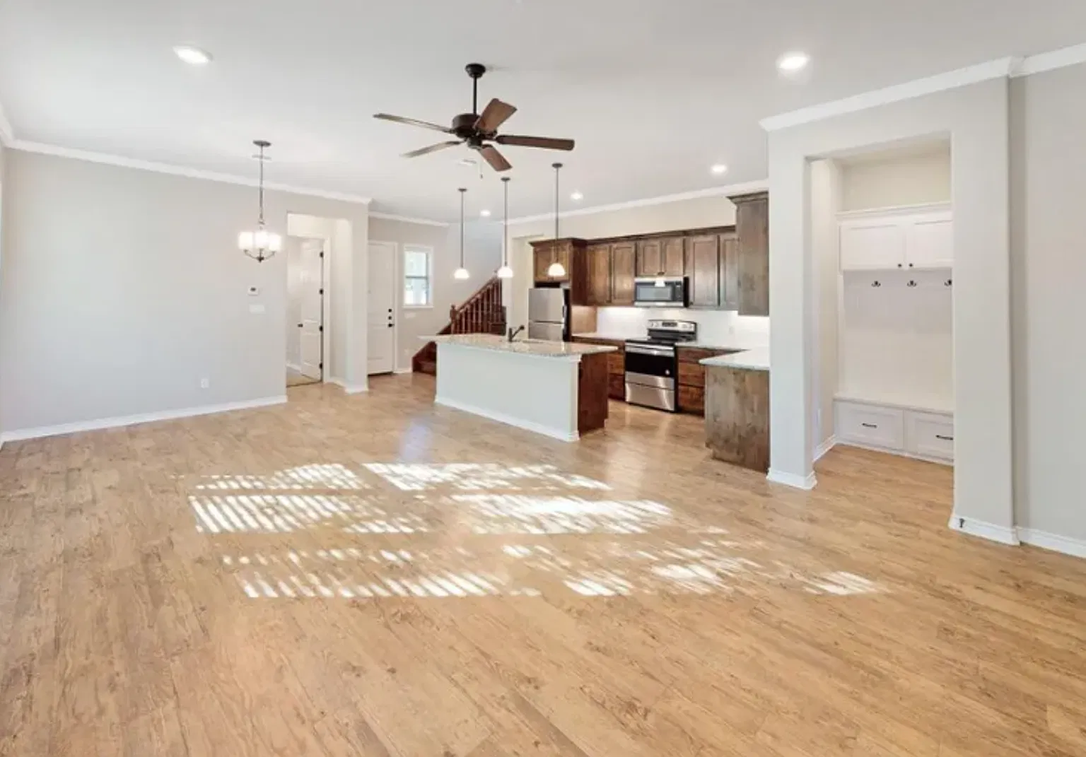 309 Fairway Drive - B — Photo 4