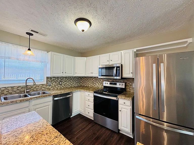 365 Silver Leaf Dr — Photo 17