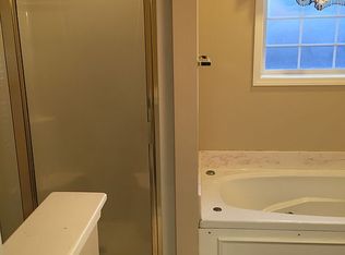 6710 Brighton Springs Ln, Louisville, KY 40291