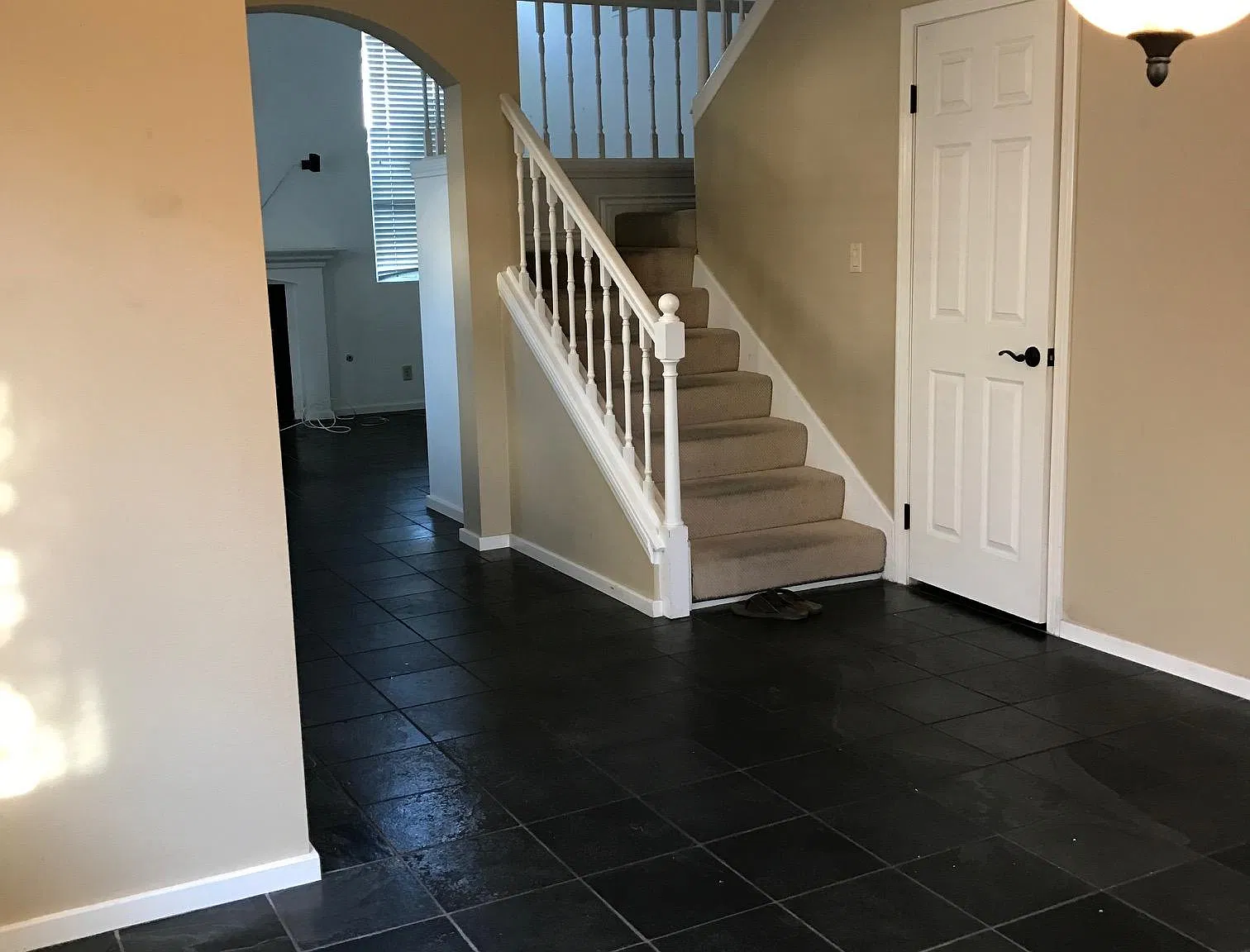 3 bed, 2.5 bath, 1476 sqft, $5,400 — Photo 4