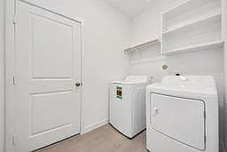904 Capracotta Dr — Photo 12