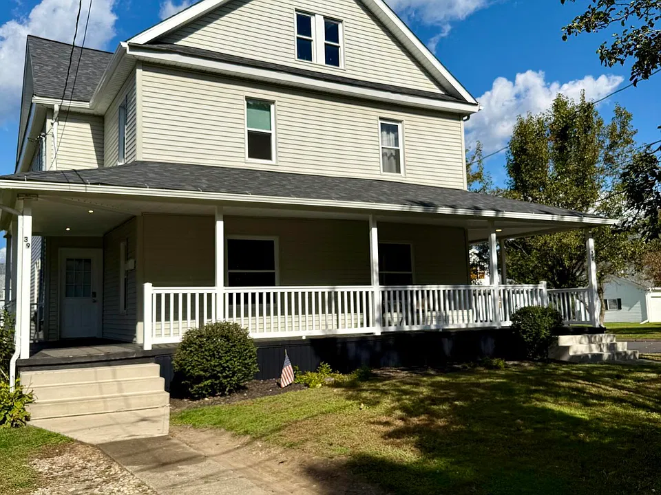 39 Susquehanna Ave