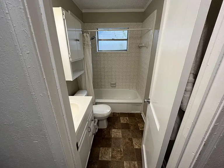 4009 Colcord Ave — Photo 16