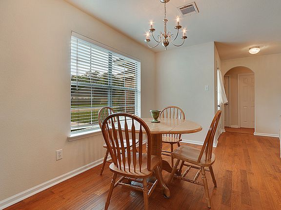 4th image of 12823 Hazlewood Dr