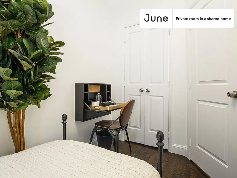 644 Park Pl #2-D — Photo 2