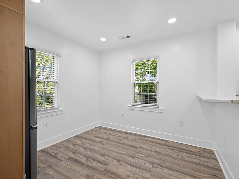 2112 34th St SE — Photo 13