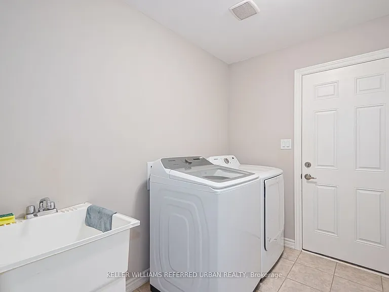 209 Breton St — Photo 6