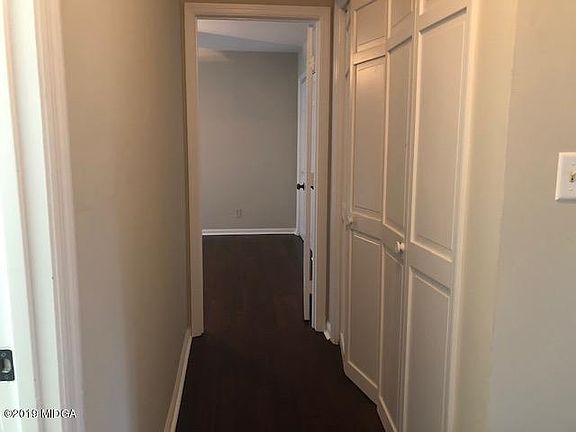 5th image of 3853 Drury Dr