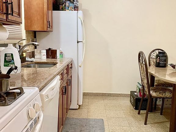 4th image of 5735 226th St #1
