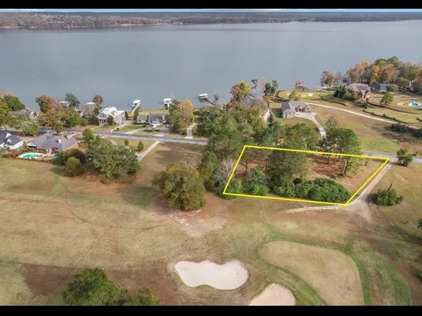 115 Pebble Beach Dr, Eufaula, AL 36027