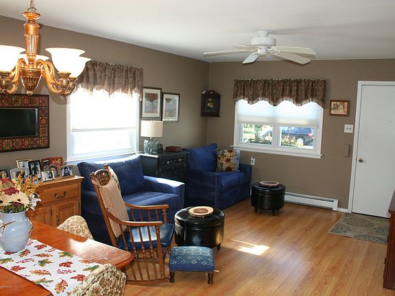 4th image of 822 Jamaica Blvd