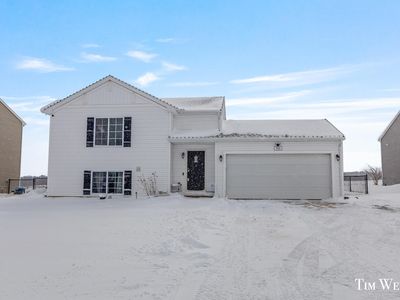 959 View Pointe Dr, Middleville, MI, 49333
