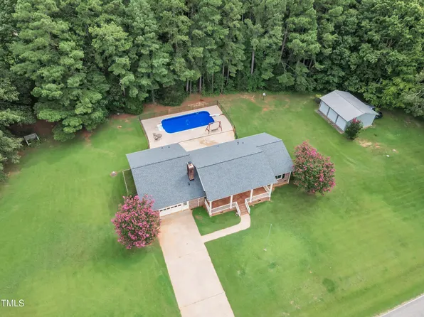 2437 Mount Zion Church Rd, Nashville, NC 27856