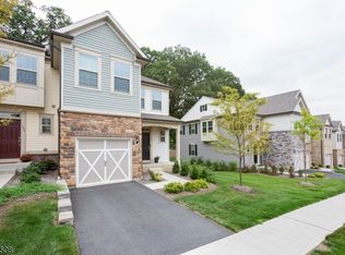 106 Albert Ct, Randolph, NJ 07869