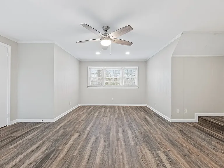 2209 Villa Dr — Photo 22