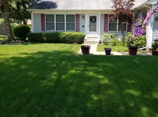 740 Lilac Dr, Algonquin, IL