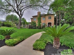 146 Charles Rd, Terrell Hills, TX 78209