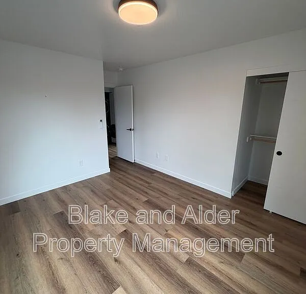 3522 NE 44th Ave — Photo 16